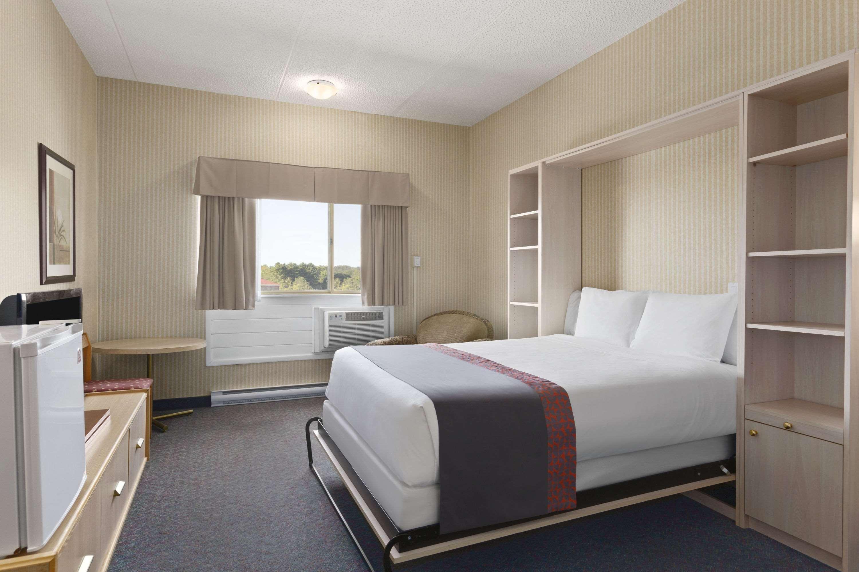 Days Inn By Wyndham Bridgewater Conference Center Zewnętrze zdjęcie